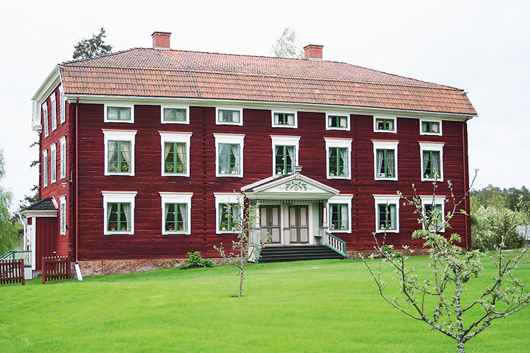 Hälsingegård – ett världsarv i Gävleborg att bevaras.