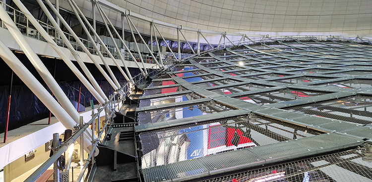 Från glob till puck, hur påverkas akustiken?